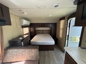 622 N Beach St in Daytona Beach, FL - Building Photo - Building Photo