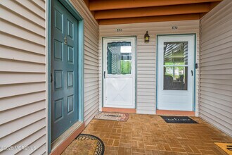 43 Bolton Ct in Franklin Township, NJ - Building Photo - Building Photo
