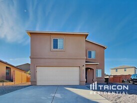 6407 Black Hawk Dr NE in Rio Rancho, NM - Building Photo