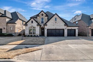 8324 Sandhill Crane Dr in Fort Worth, TX - Building Photo