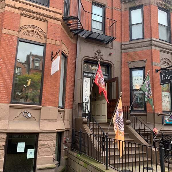 property at 264 Newbury St