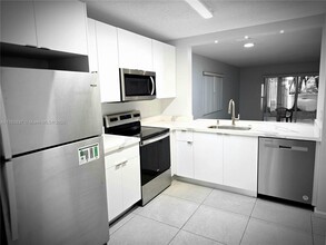 4160 NW 67th Terrace in Lauderhill, FL - Building Photo - Building Photo