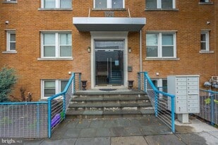 921 Butternut St NW in Washington, DC - Building Photo