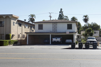 14810 Victory Blvd in Van Nuys, CA - Building Photo - Building Photo