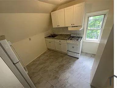 149 Washburn Ave in Freeport, NY - Building Photo - Building Photo