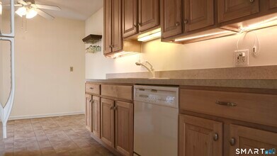 23 Derbyshire in Derby, CT - Building Photo - Building Photo