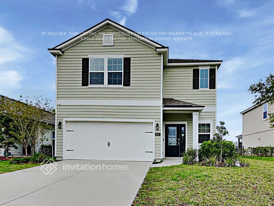 3925 Heatherbrook Pl in Middleburg, FL - Building Photo