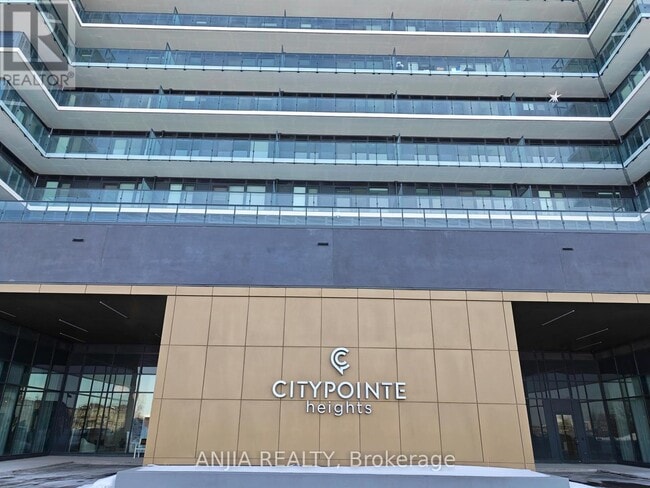 15 Skyridge Dr in Brampton, ON - Building Photo - Building Photo