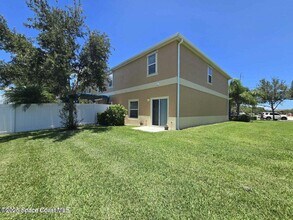 2735 Revolution St in Melbourne, FL - Building Photo - Building Photo