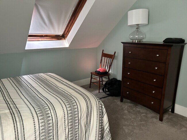 11 Arbor St in Wenham, MA - Foto de edificio - Building Photo