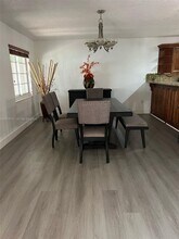 921 NW 133rd Ave in Miami, FL - Building Photo - Building Photo