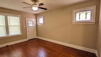 5042 Mardel Ave in St. Louis, MO - Building Photo