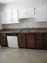 1334 E Balview Ave in Norfolk, VA - Building Photo - Building Photo