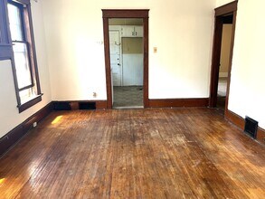 1158 Brown Ave, Unit 2 in Erie, PA - Building Photo - Building Photo