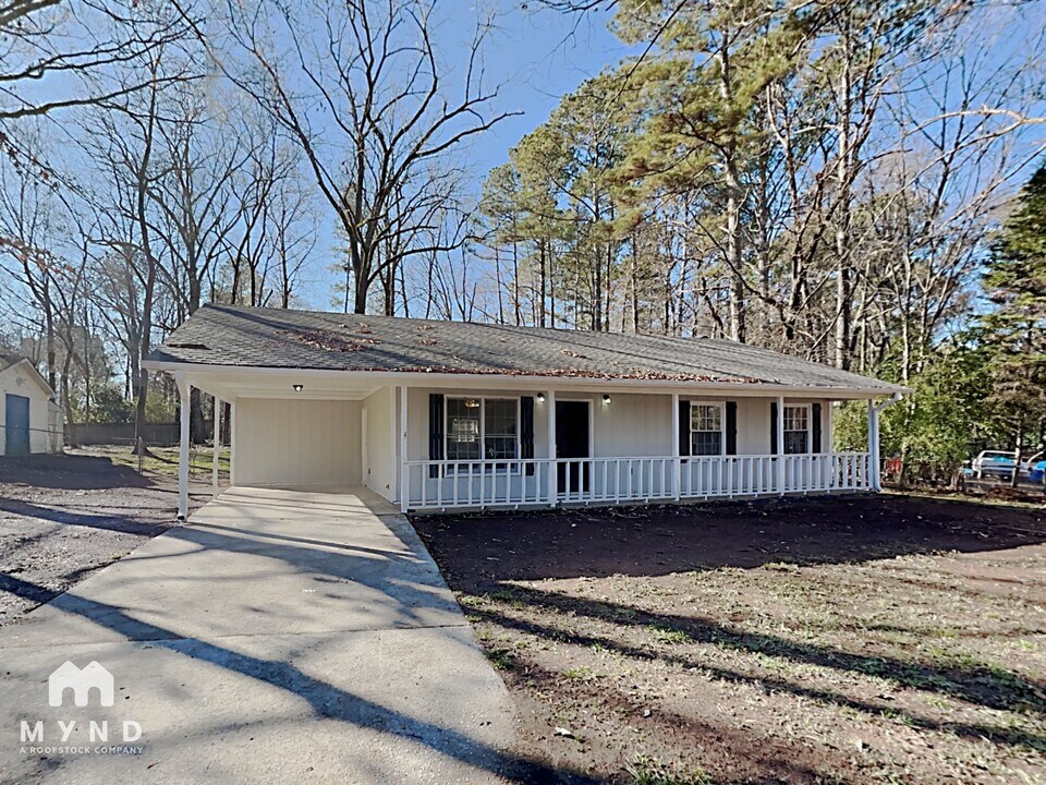 119 Vincent Ave in Stockbridge, GA - Building Photo