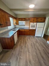 206 Fredericktowne Dr in Stephens City, VA - Building Photo - Building Photo