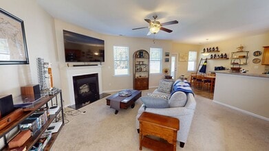 541 Roanoke Dr in Raeford, NC - Building Photo - Building Photo