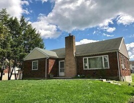 150 Endslow Rd in Marietta, PA - Building Photo