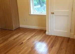 175 Walnut St, Unit 2R in Newton, MA - Building Photo - Building Photo