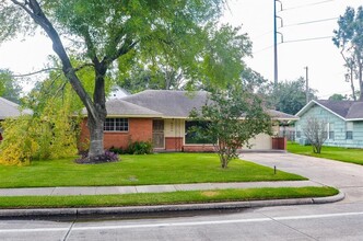 4809 W 43rd St in Houston, TX - Building Photo - Building Photo