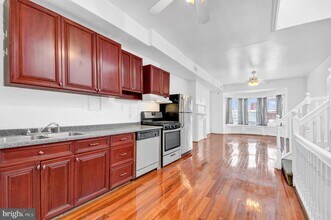 1852 5th St NW in Washington, DC - Building Photo - Building Photo