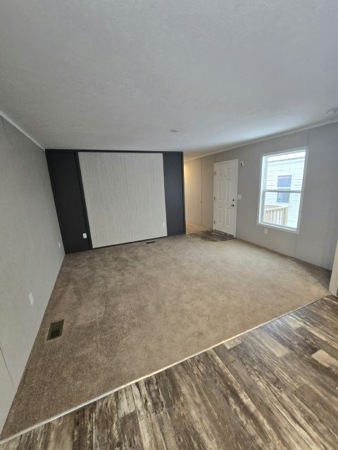 1455 East Dr in Alden, NY - Building Photo - Building Photo