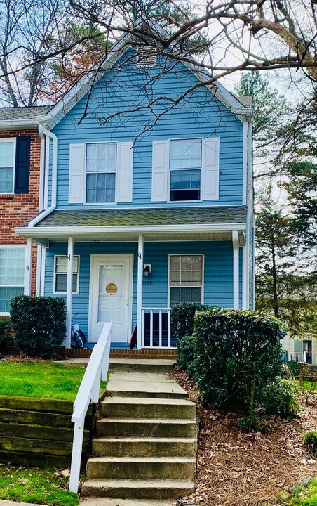 8112 Circle Tree Ln in Charlotte, NC - Building Photo