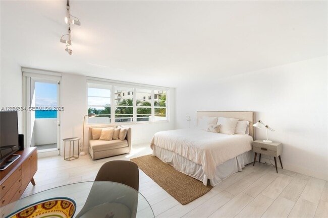 property at 100 Lincoln Rd
