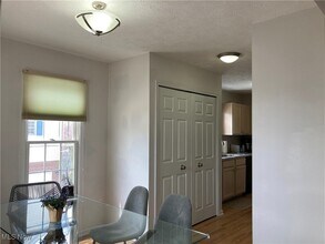 8222 Chester Pkwy in Cleveland, OH - Building Photo - Building Photo