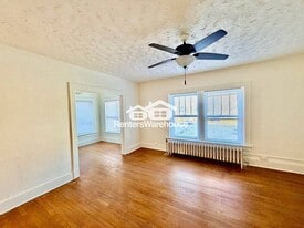 3612 Ingersoll Ave in Des Moines, IA - Building Photo