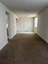 8094 Highway 23 in Belle Chasse, LA - Building Photo - Building Photo