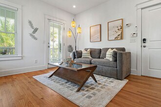 211 Arpieka Ave in St. Augustine, FL - Building Photo - Building Photo