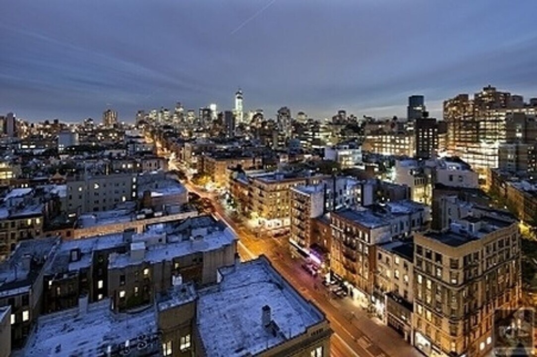 SECOND AVENUE in New York, NY - Building Photo