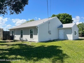 1071 Cadillac Dr NE in Palm Bay, FL - Building Photo - Building Photo