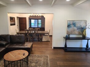 359 Heather Heights Ct in Monrovia, CA - Building Photo - Building Photo