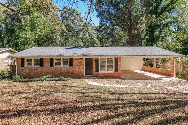 property at 7006 Knollwood Dr