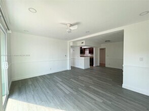 7915 NW 73rd Ave in Tamarac, FL - Building Photo - Building Photo