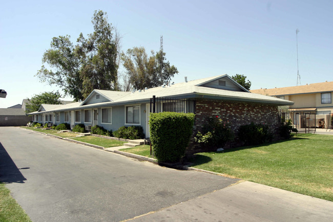 2318 Martin L King Jr Blvd in Fresno, CA - Building Photo - Building Photo