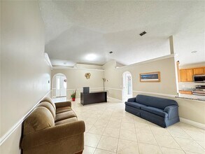 220 Milford St in Davenport, FL - Building Photo - Building Photo