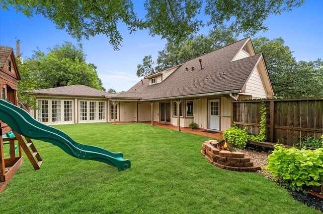 property at 9407 Brooding Oak Cir