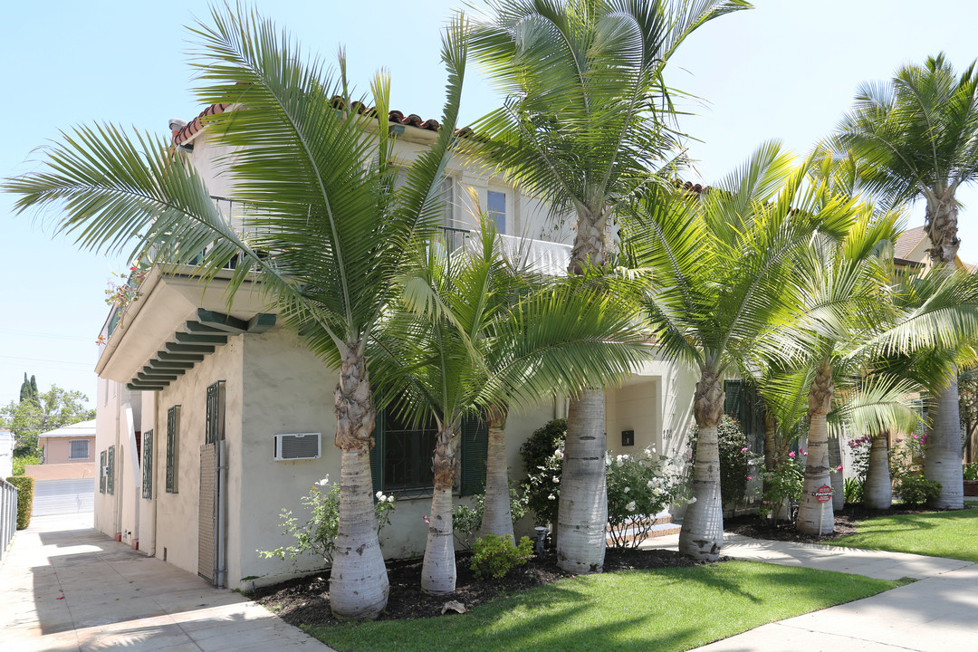 434-436 S Palm Dr in Beverly Hills, CA - Building Photo