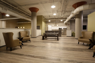 The Lofts at 509 Vine in Philadelphia, PA - Foto de edificio - Interior Photo