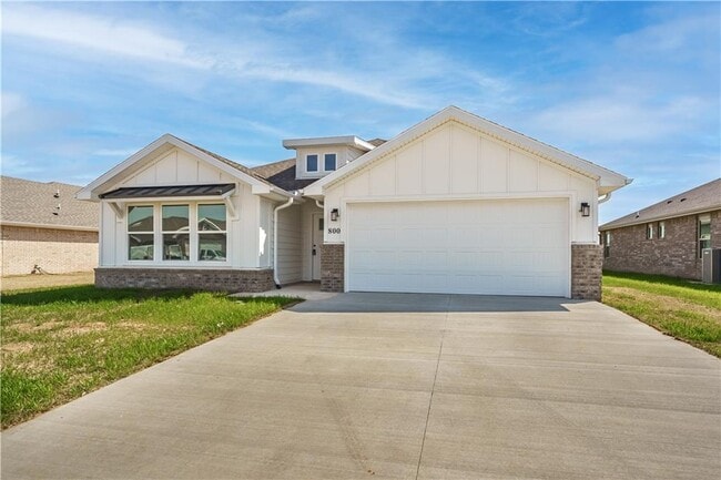 800 Lewis St in Pea Ridge, AR - Building Photo - Building Photo