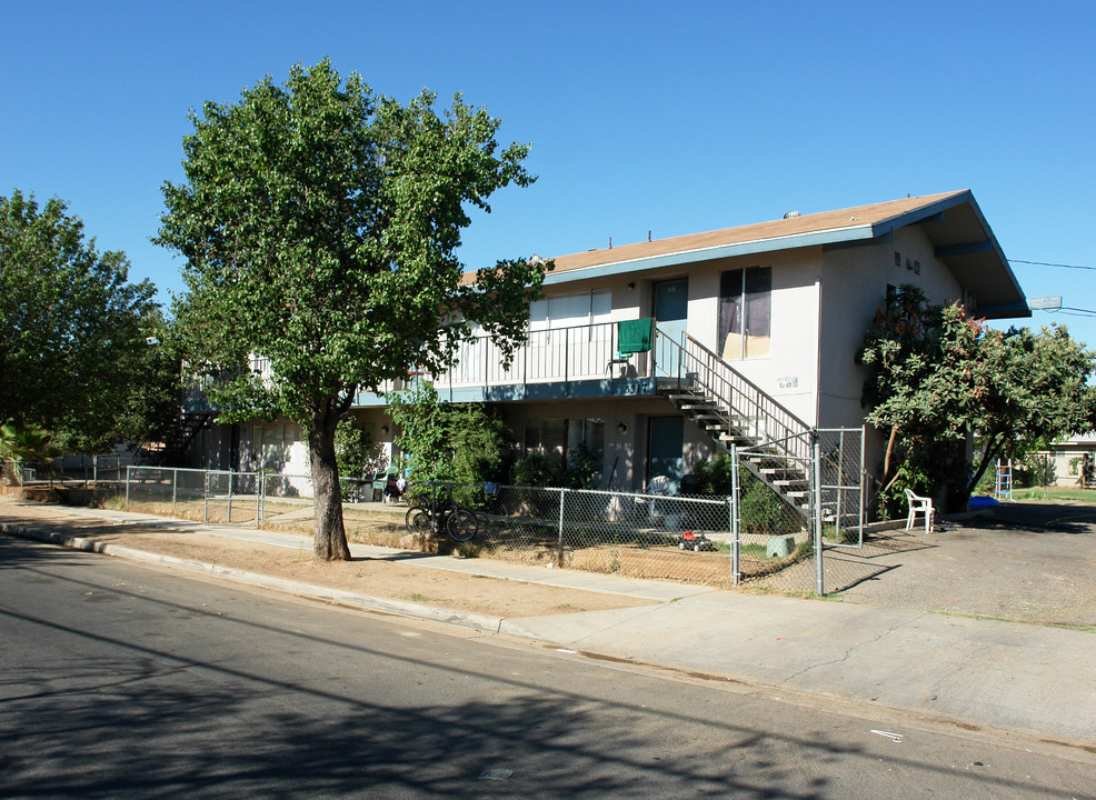 3317 N Pleasant Ave in Fresno, CA - Foto de edificio