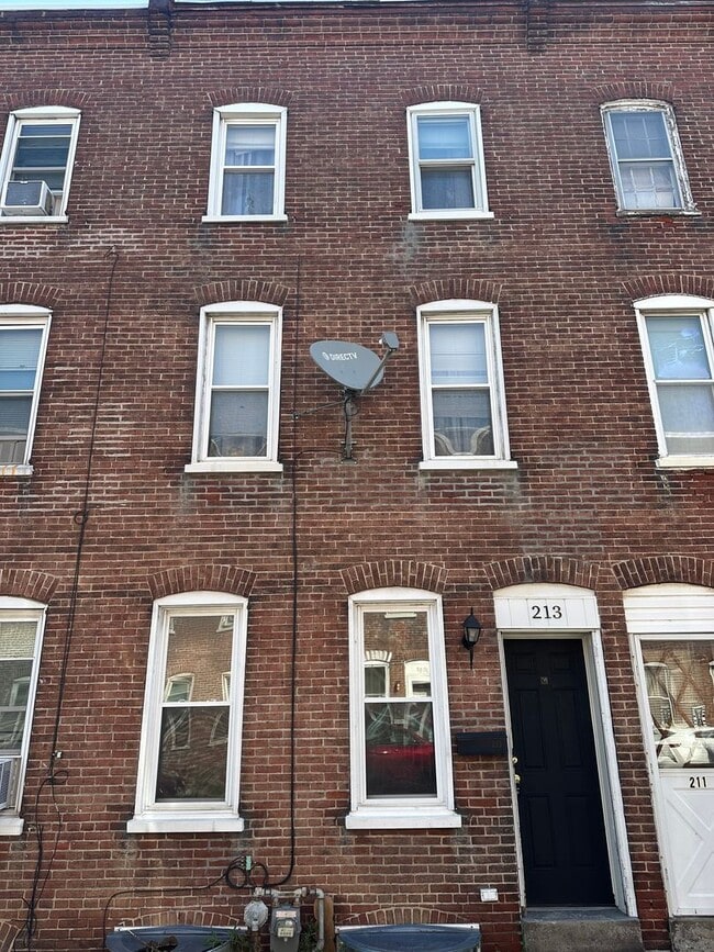 property at 213 Concord St