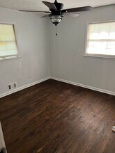 1183 Woodleigh Rd SW in Marietta, GA - Building Photo - Building Photo