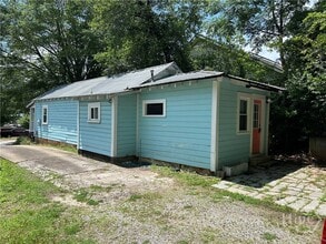 433 S Rocksprings St in Athens, GA - Foto de edificio - Building Photo