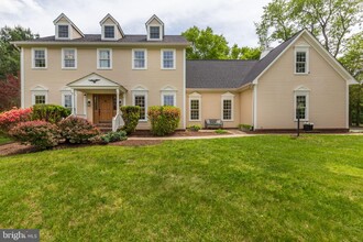 22039 Foxlair Rd in Gaithersburg, MD - Building Photo - Building Photo