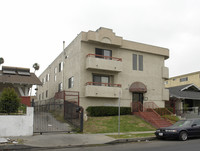 118 S Mariposa Ave in Los Angeles, CA - Building Photo - Building Photo