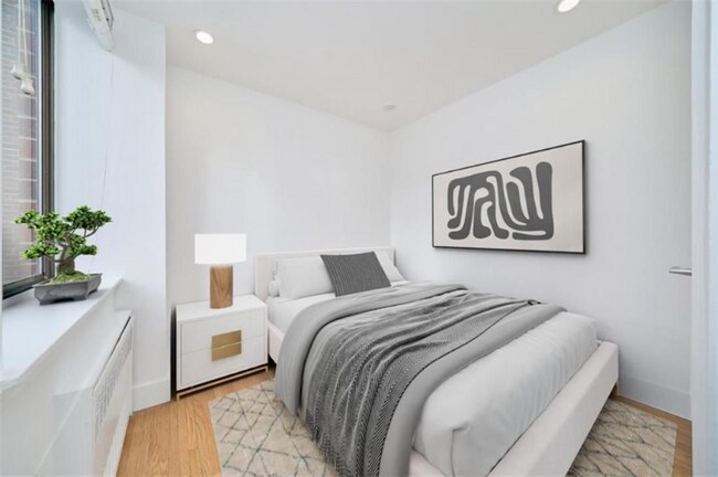 344 E 63rd St in New York, NY - Foto de edificio - Building Photo